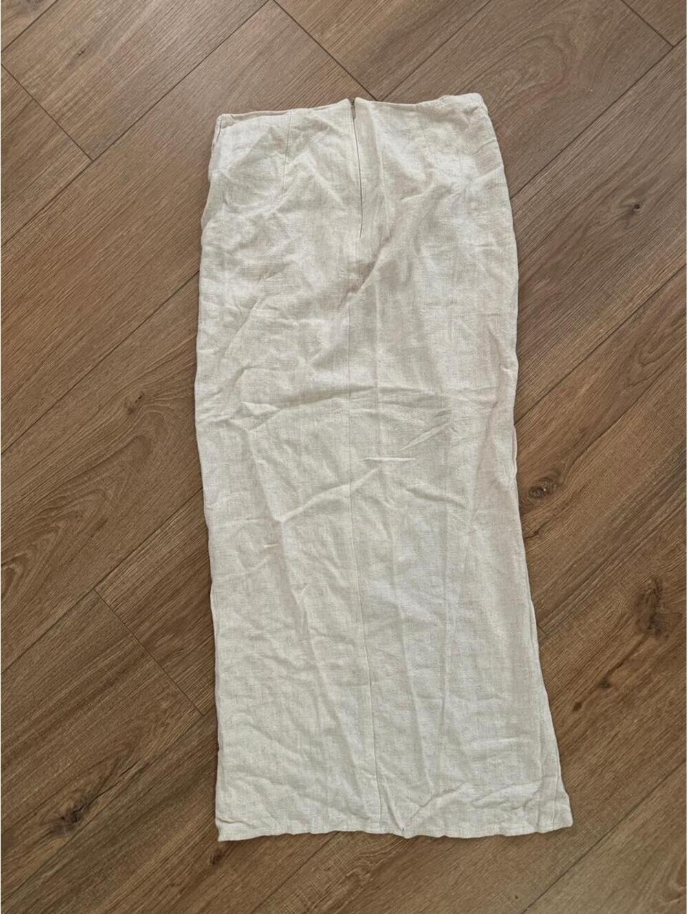 SHEIN Women's Cream and White Skirt